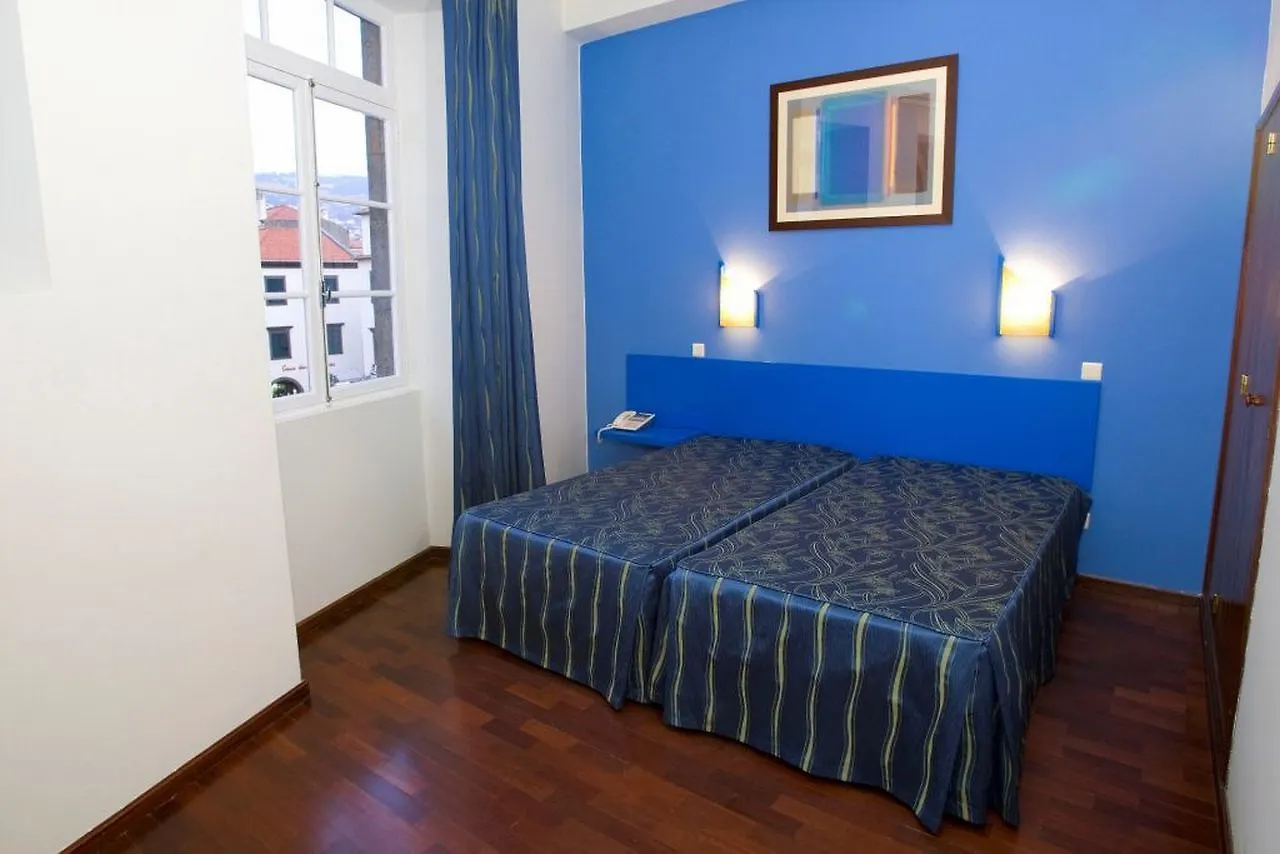 מלון פונשל Residencial Chafariz