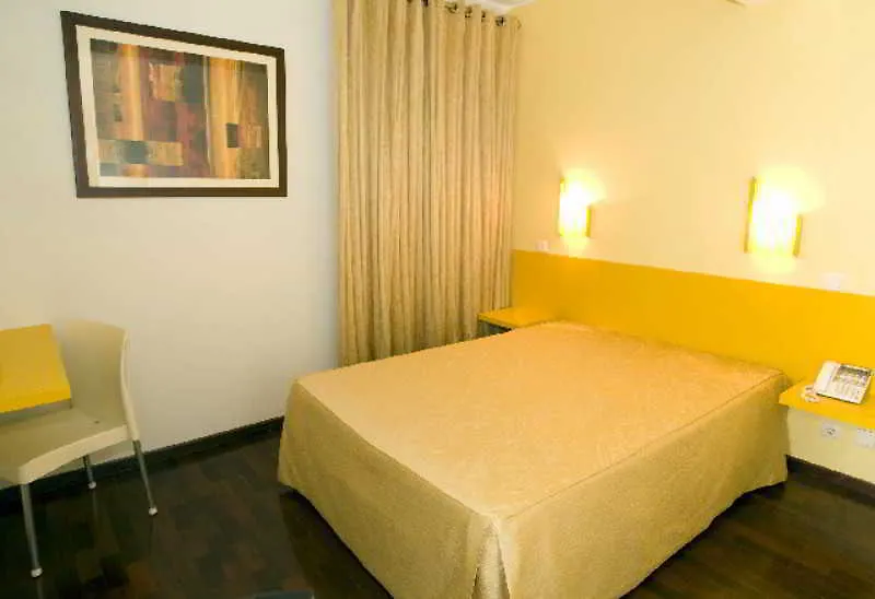 Residencial Chafariz 호텔 푼샬 2*,  포르투갈